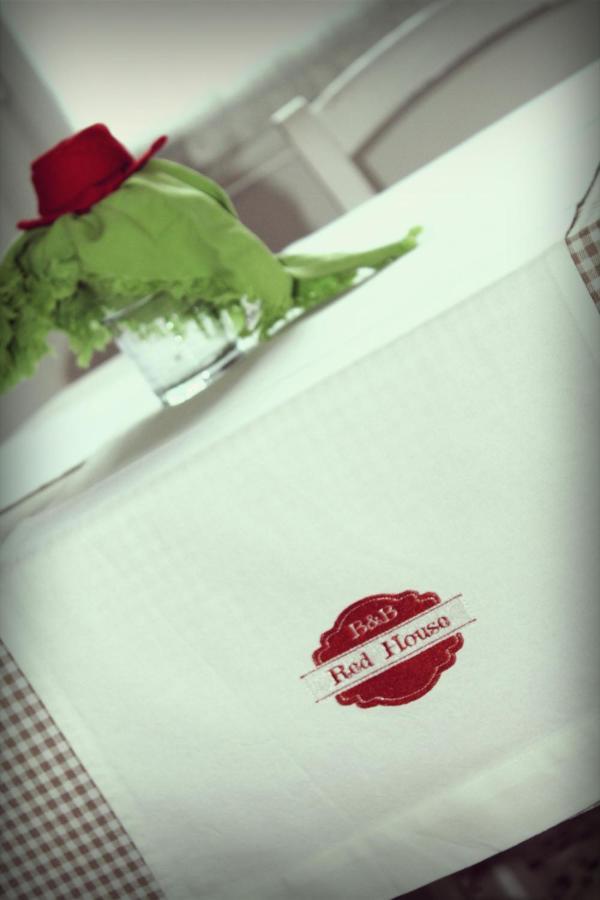 B&B Red House Garlate Dış mekan fotoğraf