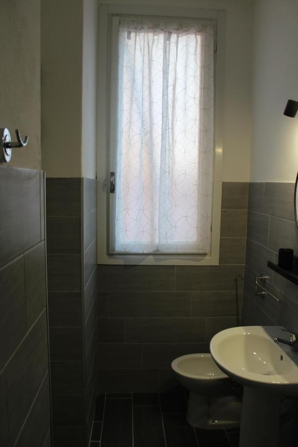 B&B Red House Garlate Dış mekan fotoğraf