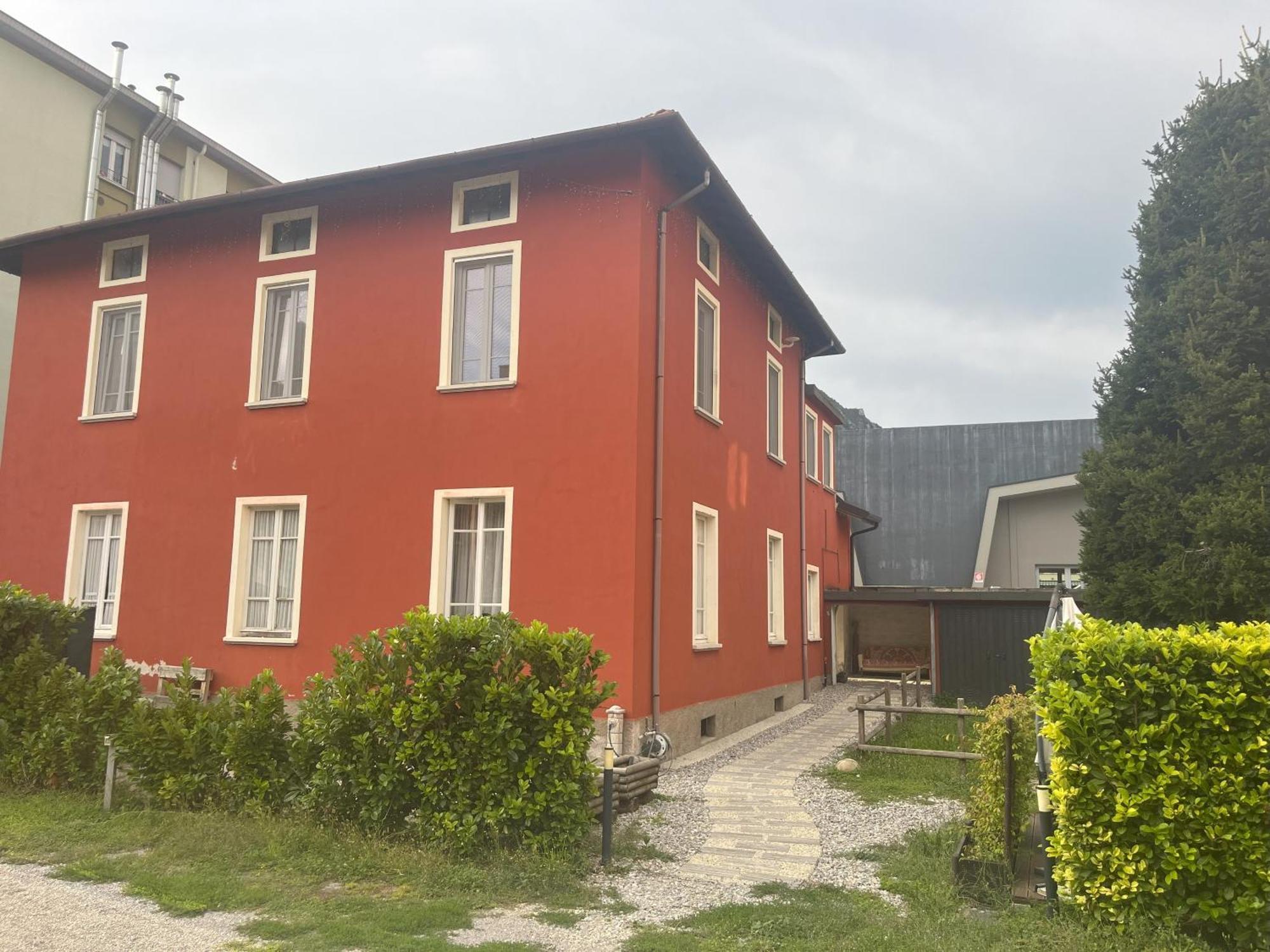 B&B Red House Garlate Dış mekan fotoğraf